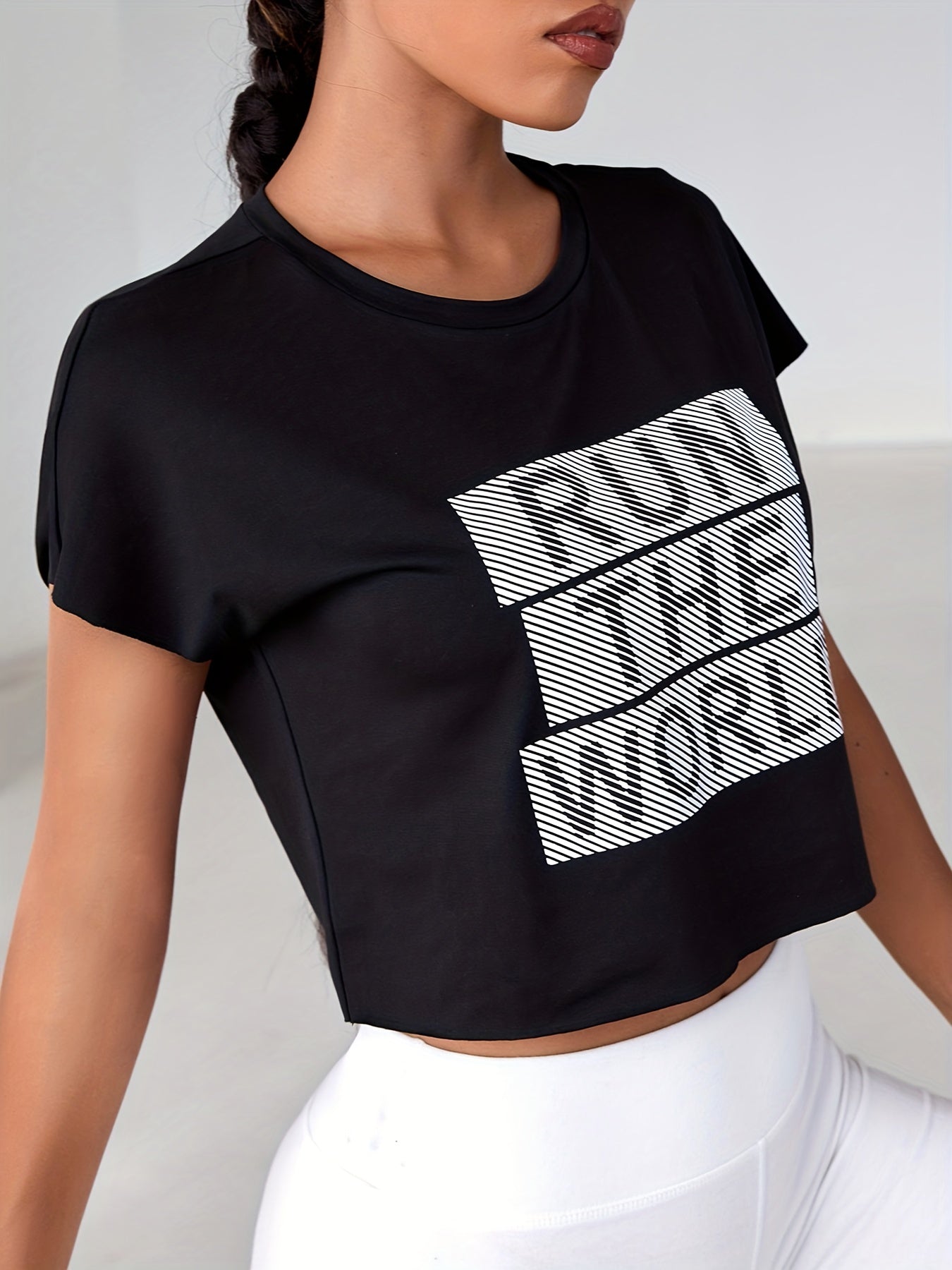 Casual Sports T shirts Round Neck Summer Tee Women's Tops