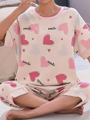 Heart Print Pajamas Set Short Sleeve Crew Neck Top & Crop Pants