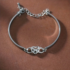Queen Heart Infinity Bangle Bracelet Gift Card Birthday Christmas Anniversary