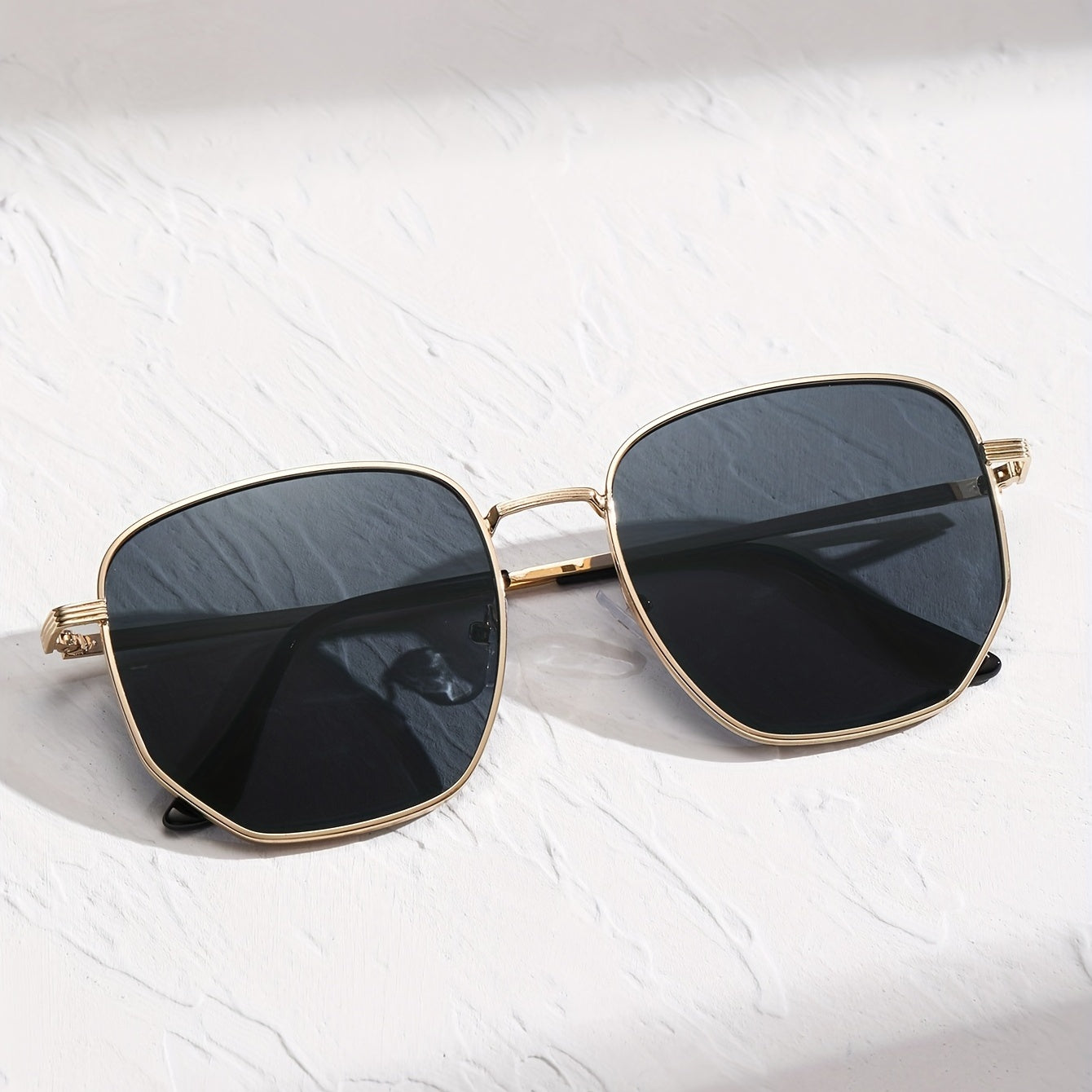 Men's Square Metal Frame Sunglasses