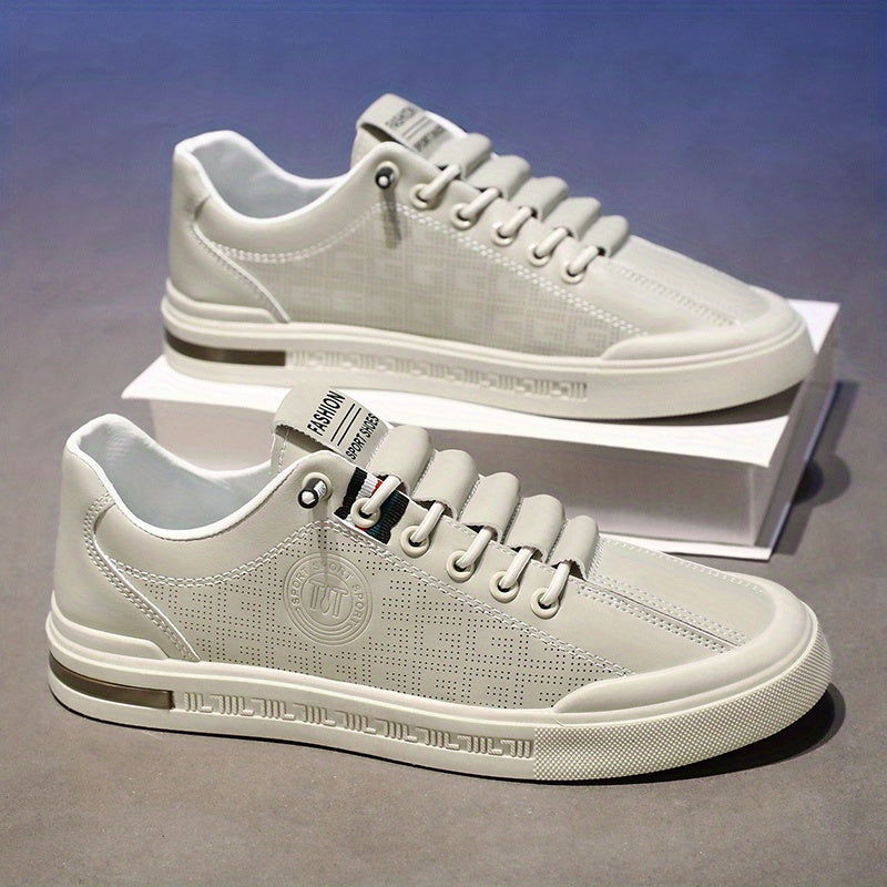 Men's Leather Skate Shoes Good Traction Lace up Sneakers