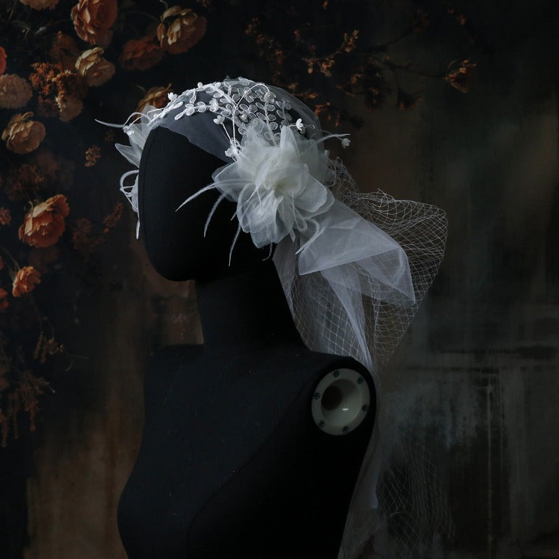 Romantic Bridal Veil with Butterfly Motifs & Lace Trim