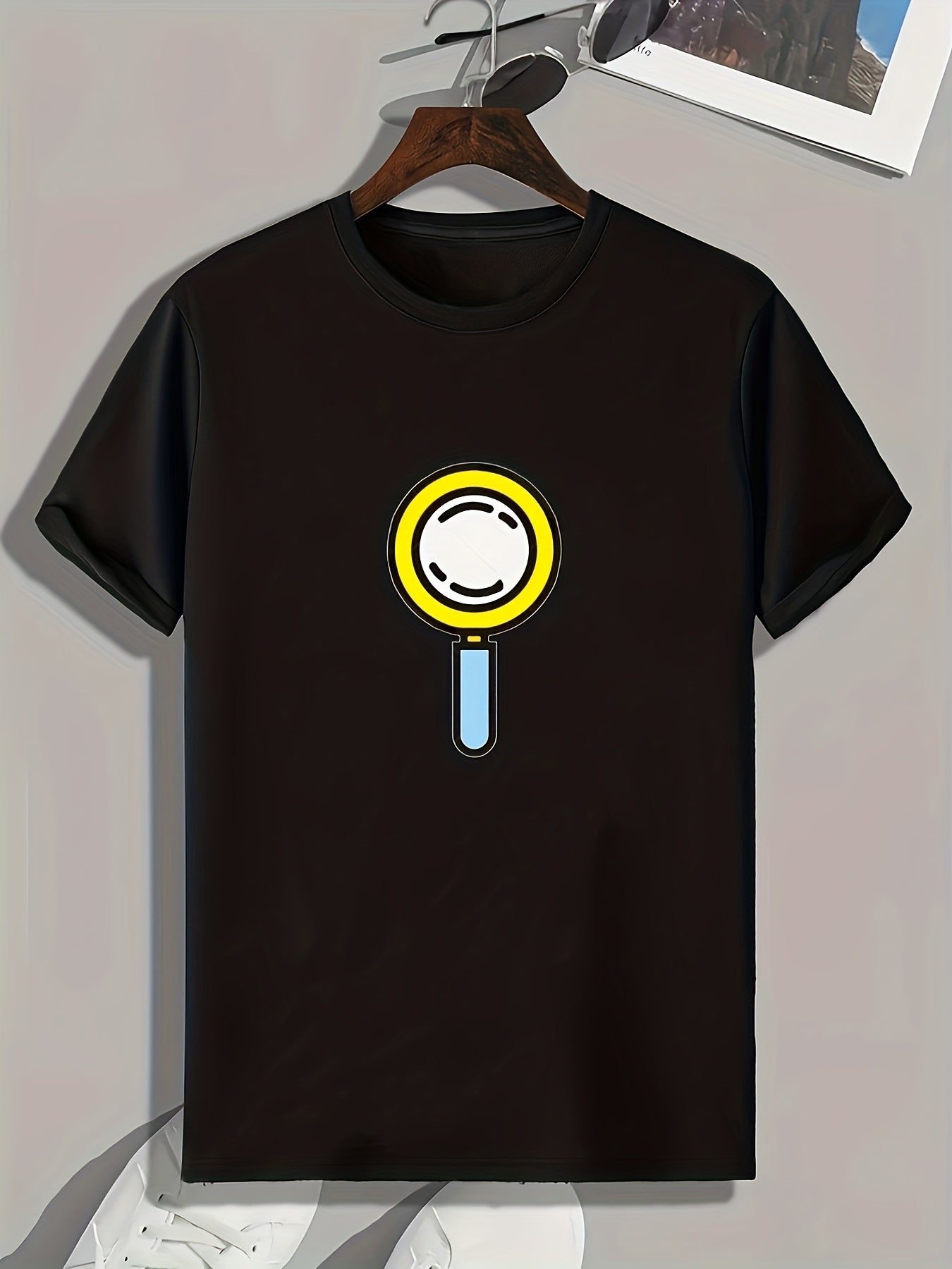 Handheld Fan Print Men's Graphic T shirt for Summer