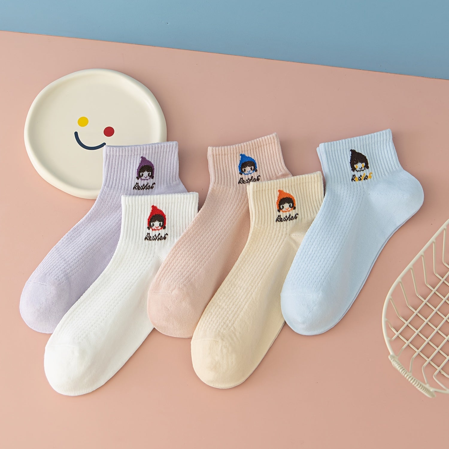 5 Pairs Cartoon Print Socks Women's Stockings & Hosiery