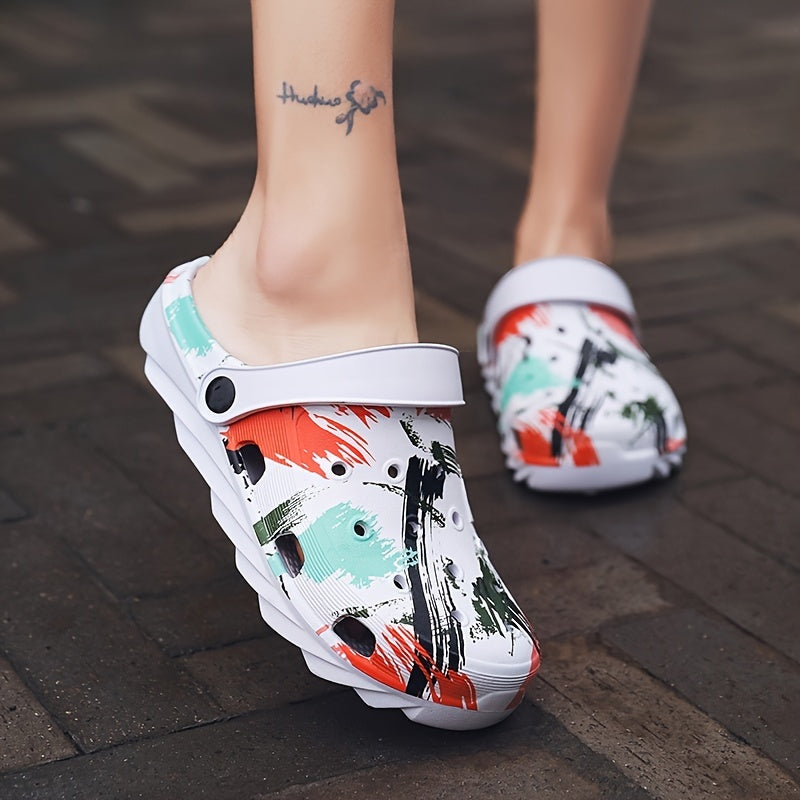 Women's Graffiti Beach Shoes Hollow Holes Clogs Lightweight