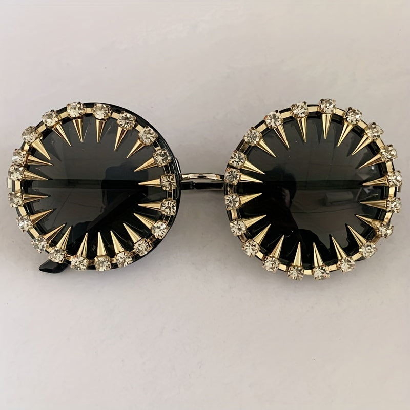 Round Rivet Decor Sunglasses Metal Hinge Glasses