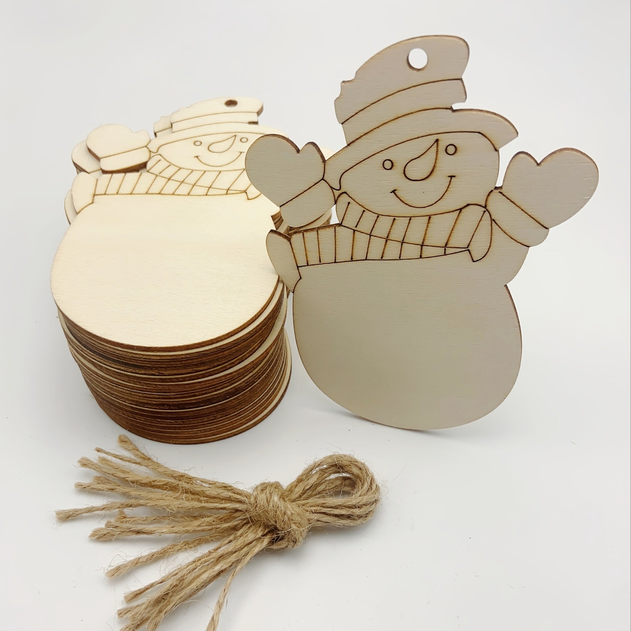 10pcs Snowman Christmas Decoration DIY Hand-painted Wooden Chips Blank Pendant