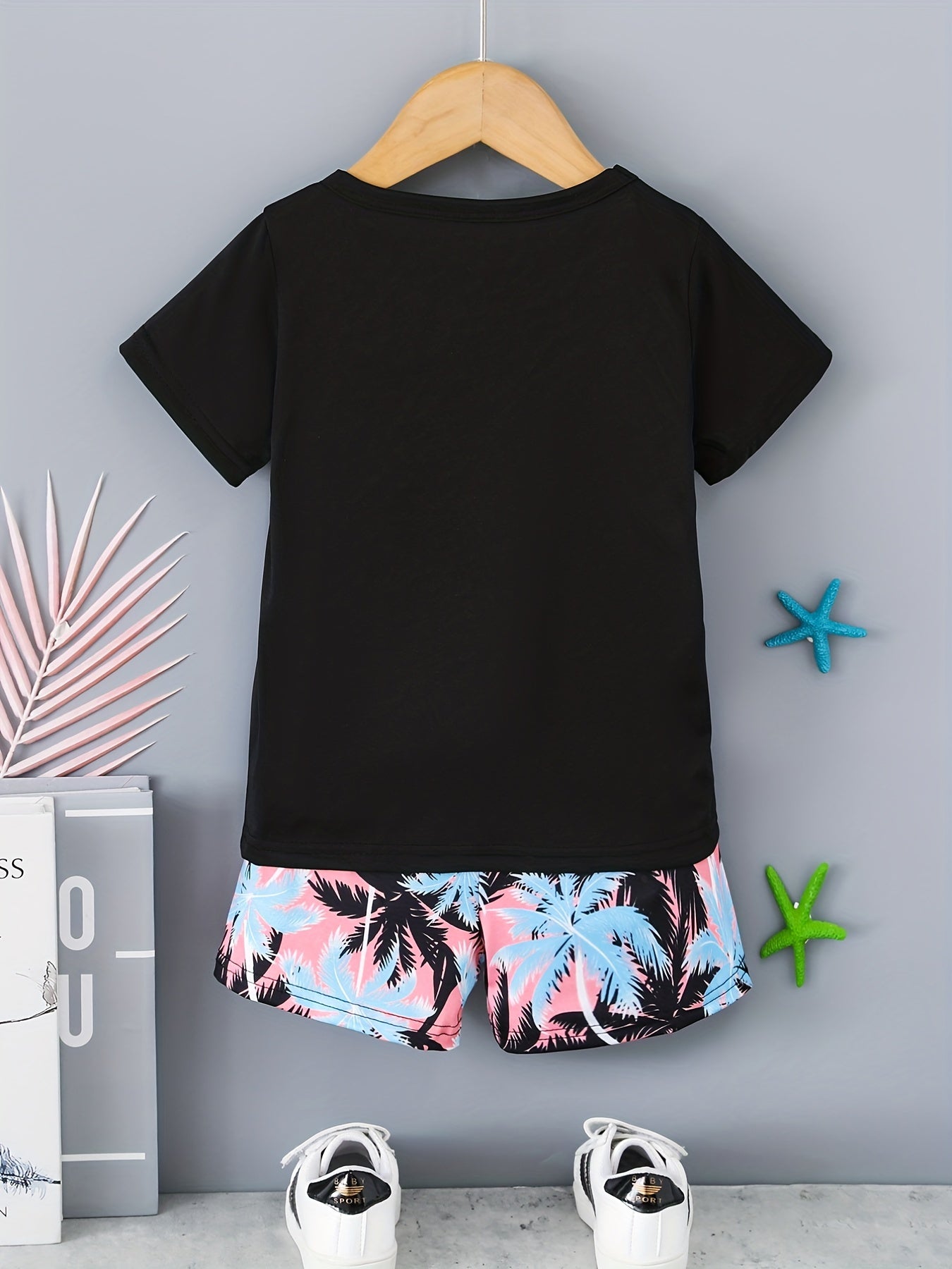 Boys Coconut Tree Print Tee & Shorts 2pcs Set