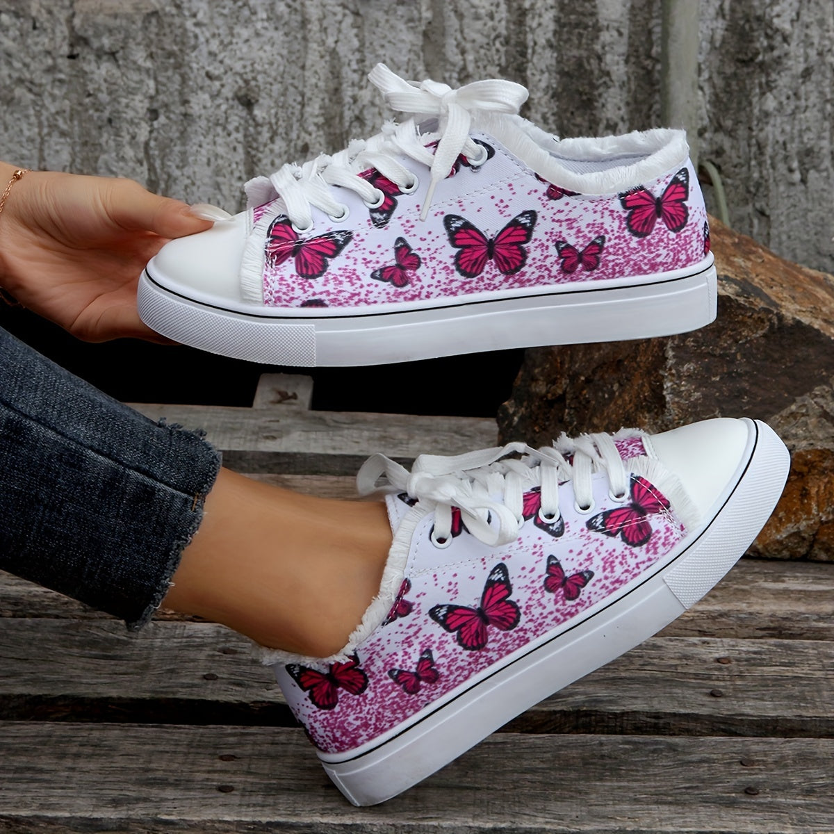 Women's Butterfly Pattern Canvas Shoes - Lace Up Low Round Toe Flat