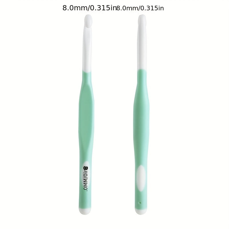 Soft Handle Plastic Crochet Hooks Set for Large Scarf Stitch Work