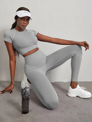 Solid Seamless Workout Set Short Sleeve Tee & High Waist Leggings