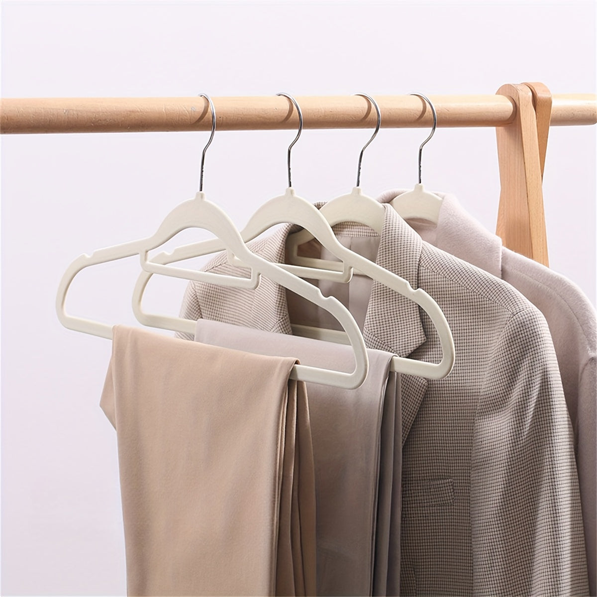 10pcs Plastic Flocking Hanger Clothes Store Wardrobe Storage