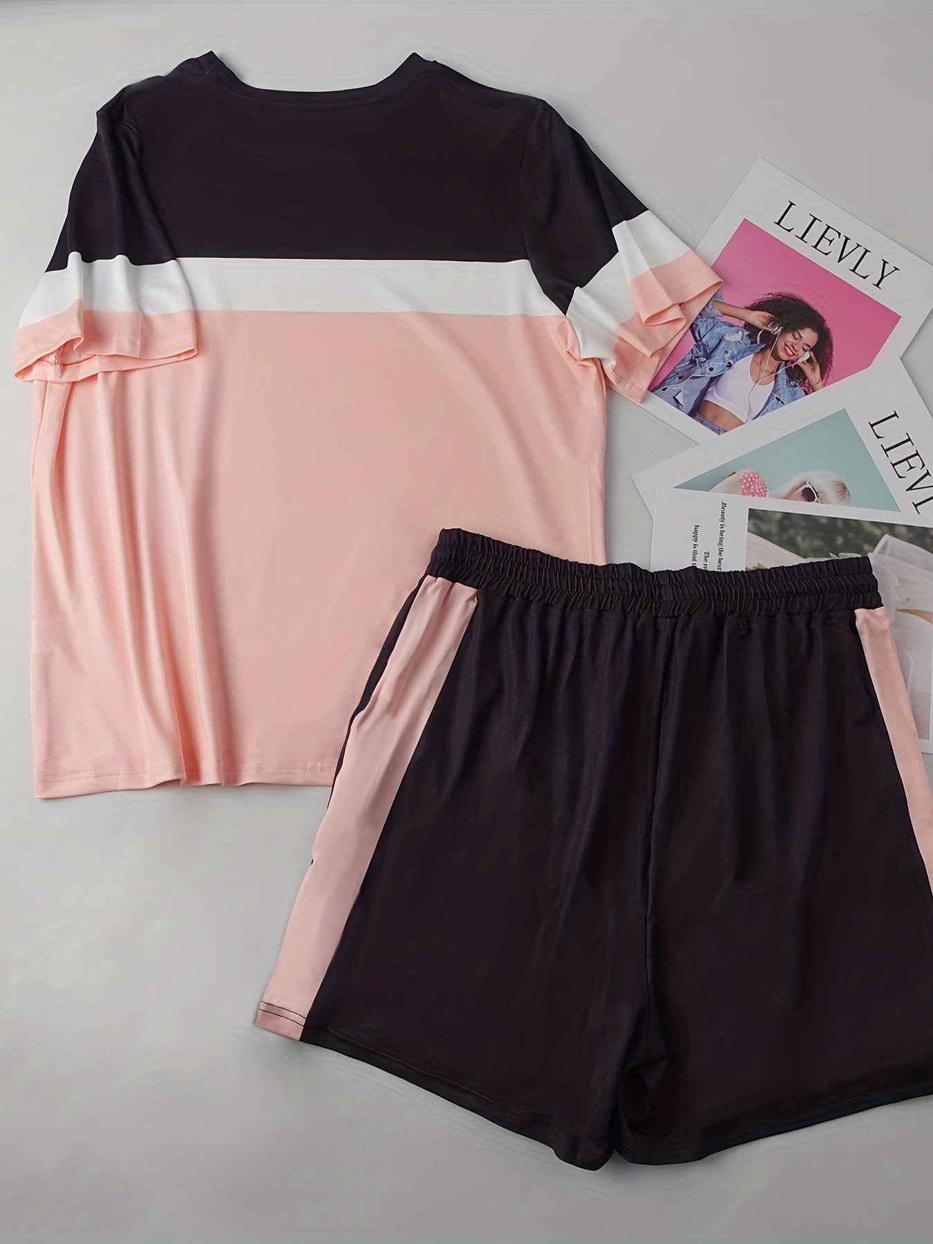 Colorblock Stripe Tee & Drawstring Shorts Set