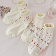5 Pairs Sweet & Ruffle Low Cut Socks Women's Stockings & Hosiery