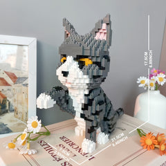 Cat World Beauty Three Flower Cat Building Blocks Model