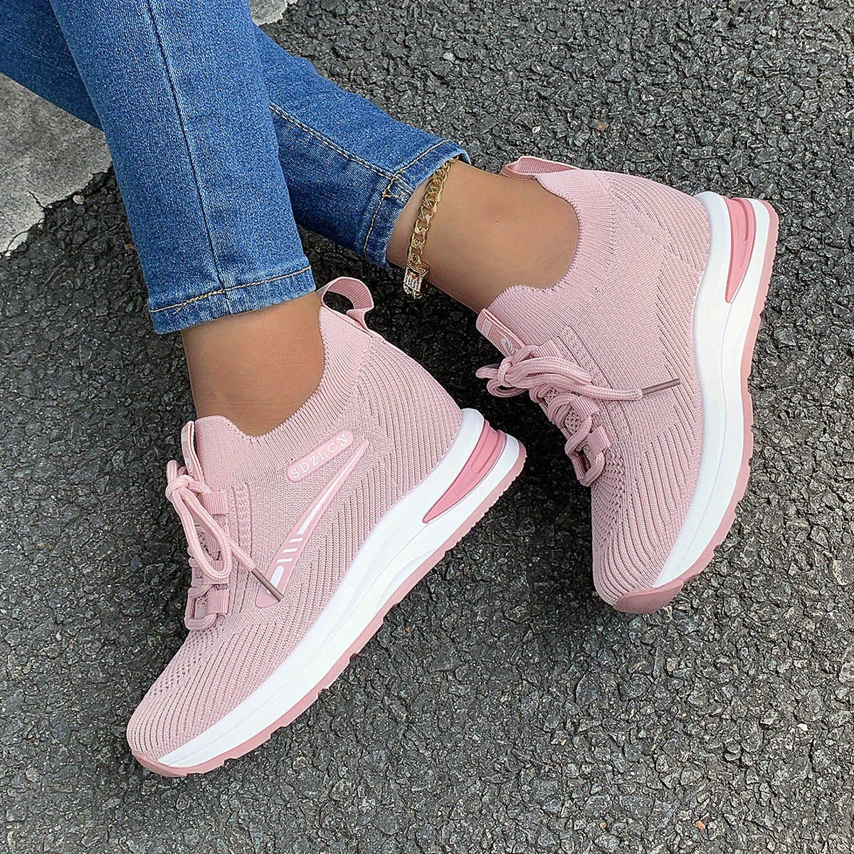 Women's Platform Sneakers Breathable Lace Up Low Elastic Shoes