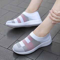 Women's Lightweight Knitted Flats Shoes Breathable Sports Shoes
