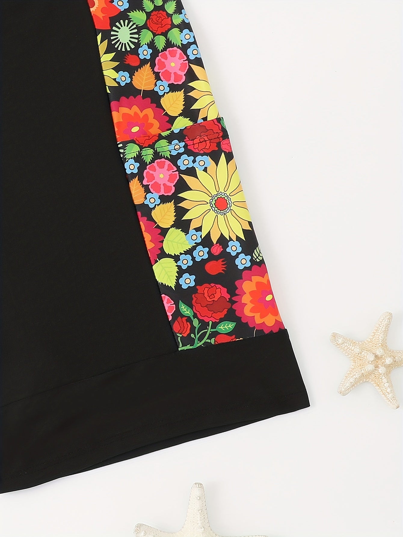 Women's Plus Size Floral Print Seamless Biker Shorts with Pockets