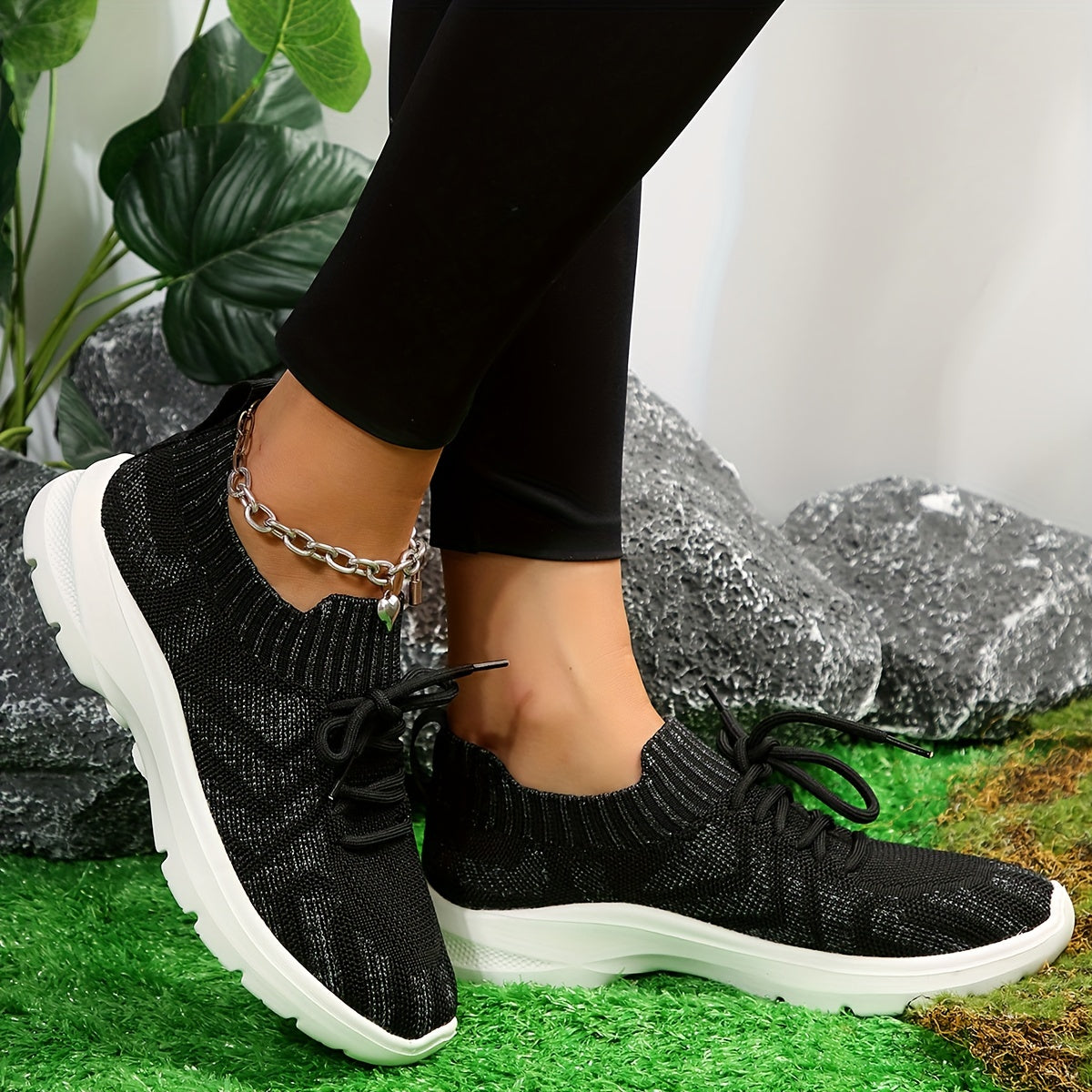 Mesh Breathable Lace Up Sports Shoes Lightweight Non slip Travel Shoes