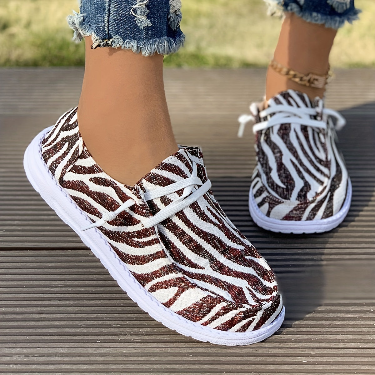 Women's Striped Canvas Skateboard Shoes