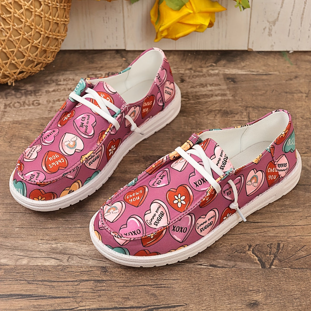 Heart & Letter Decor Skateboard Shoes Flat Light Lace-Up