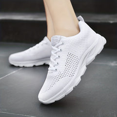 Women's Lace-Up Running Shoes Lightweight Breathable Comfort