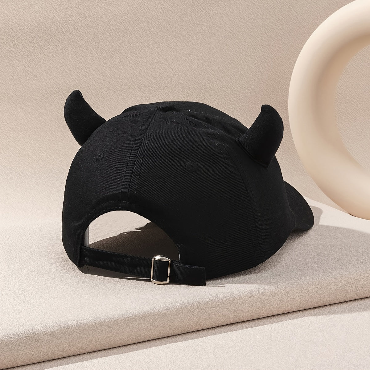 Casual Hip Hop Horn Baseball Cap for Men and Women