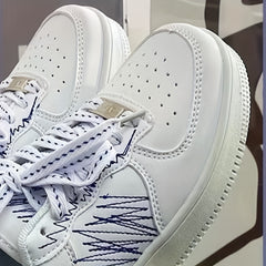 Women's Embroidered Skate Shoes Round Toe Lace Up Platform Sneakers