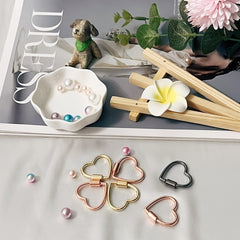 10pcs Heart Shaped Carabiner Key Chain for Outdoor Activities