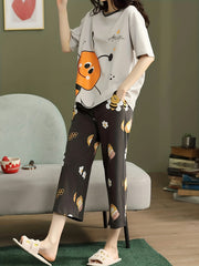 Bee Print Pajama Set Short Sleeve Crew Neck Top & Crop Pants Women's Sleepwear