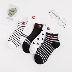 Heart Pattern Crew Socks Women's Stockings