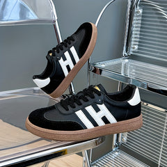 Women's Lace Up Flat Sneakers Lightweight Comfort Low Top Shoes