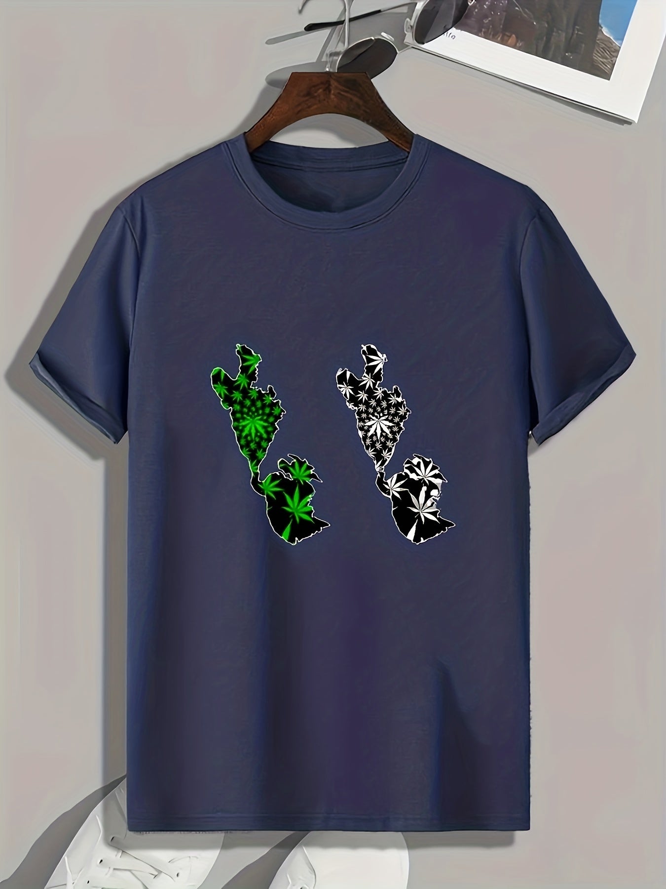 Leaves Print Men's Graphic T shirt for Summer
