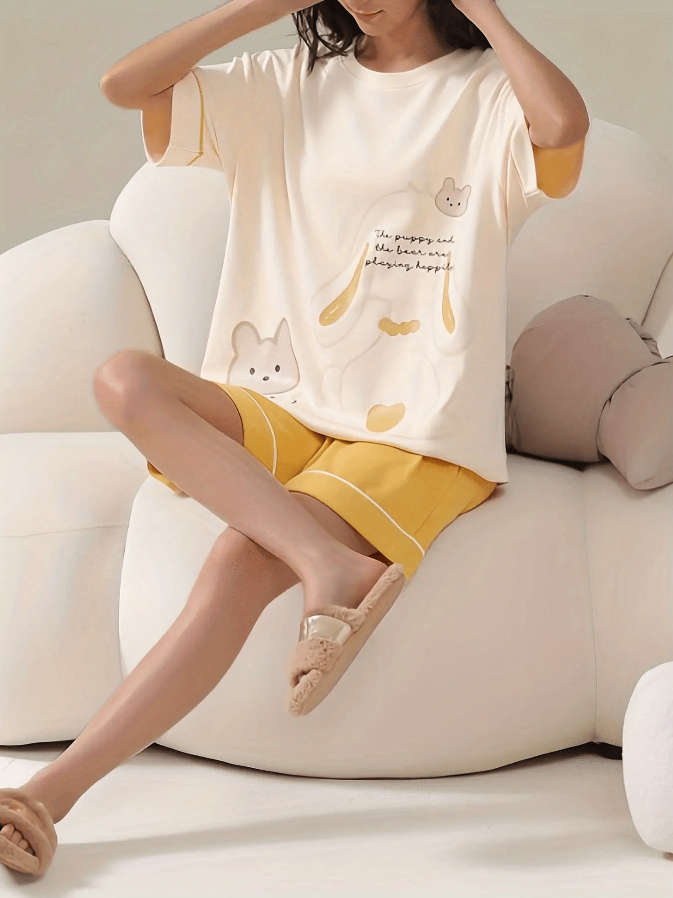 Bunny Print Pajamas Set Crew Neck Top And Shorts Pj Set Women's Sleepwear