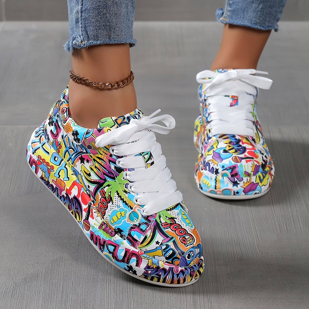 Graffiti Pattern Platform Skate Shoes Faux Leather Lace Up Sneakers
