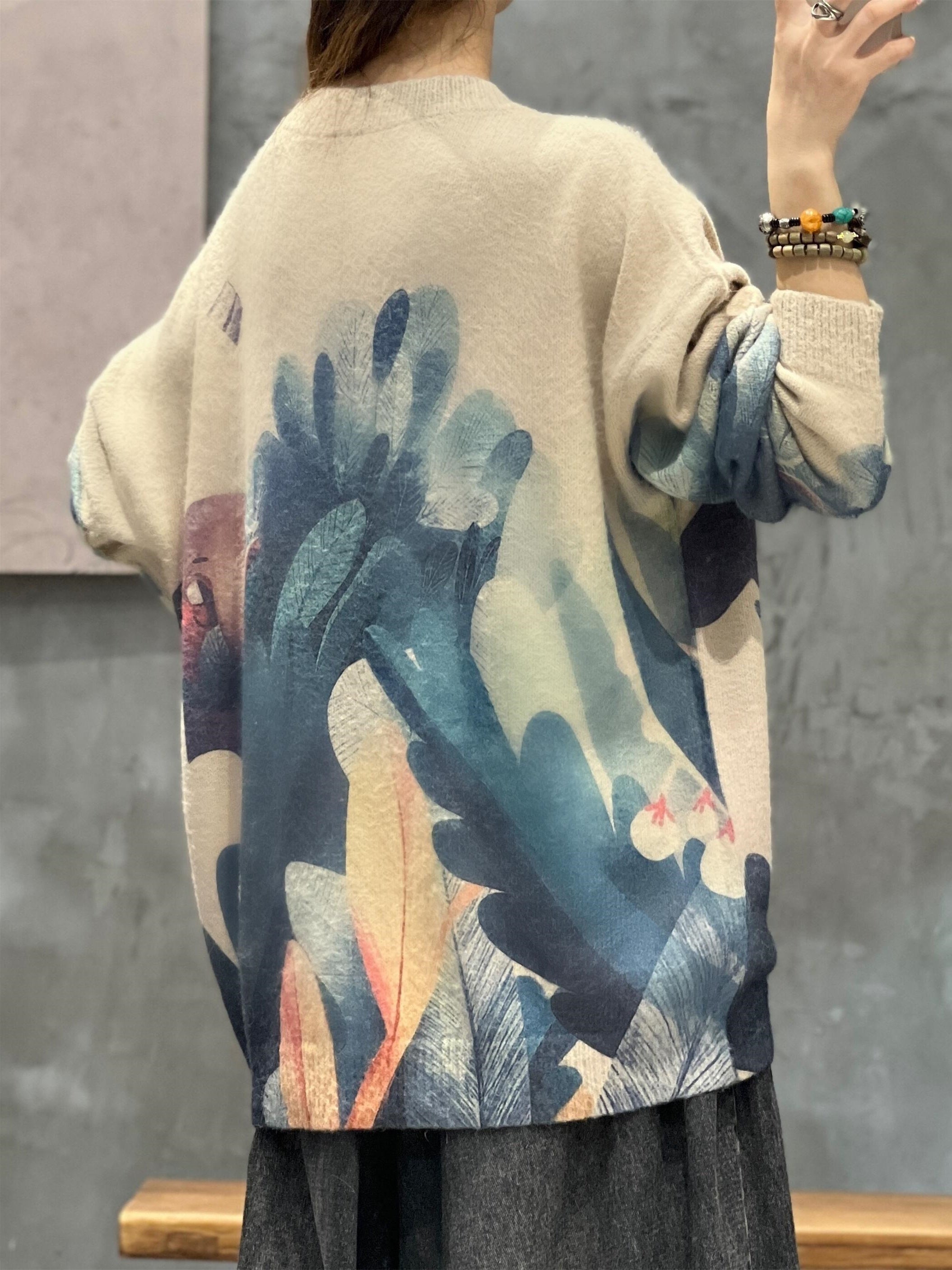 Women's Leaf Print Long Sleeve Sweater