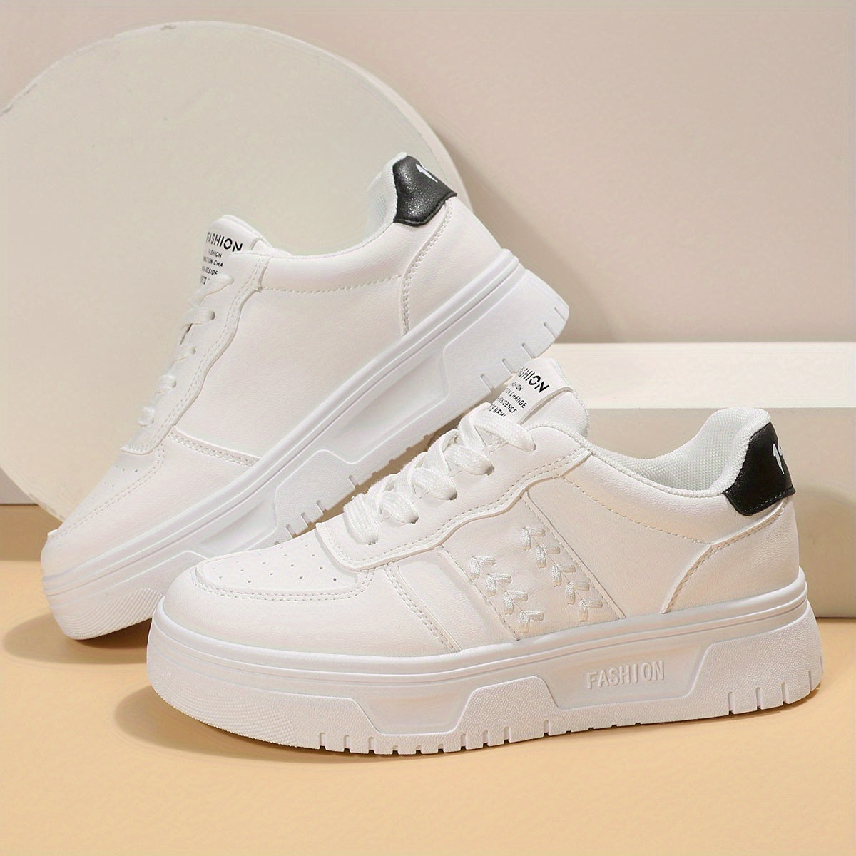 Women's Wheat Pattern Flat Shoes Lace Up Platform Sneakers