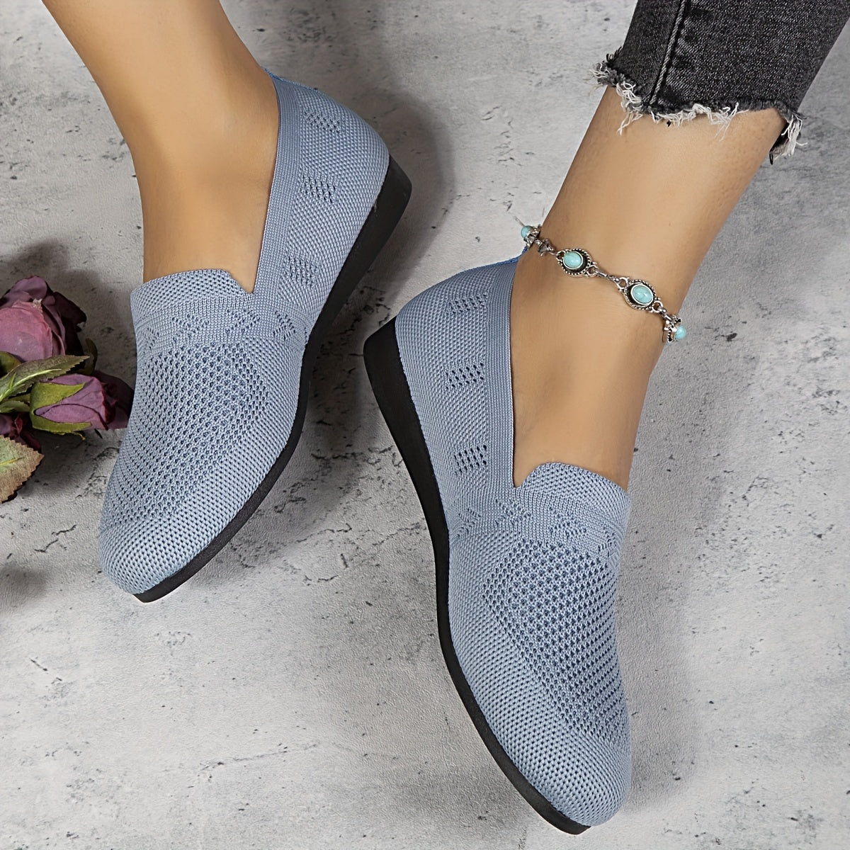 Women's Mesh Panel Pattern Shoes Slip On Round Toe Flat Shoes
