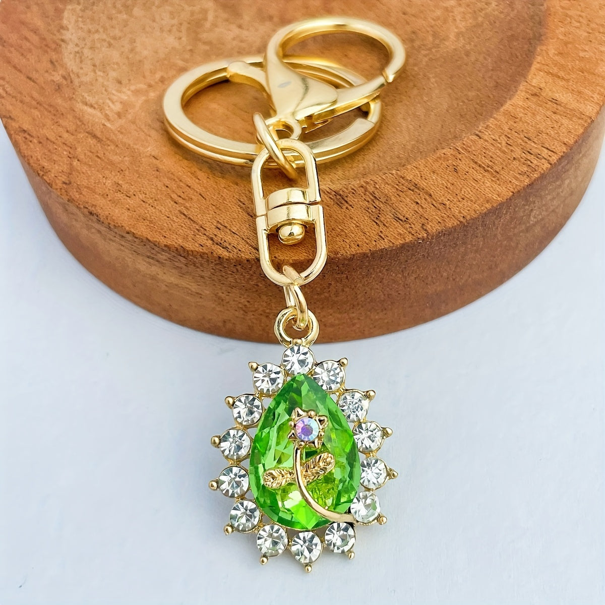 Rose Keychain Crystal Rhinestone Encrusted Bags Wallets Car Keys Pendant