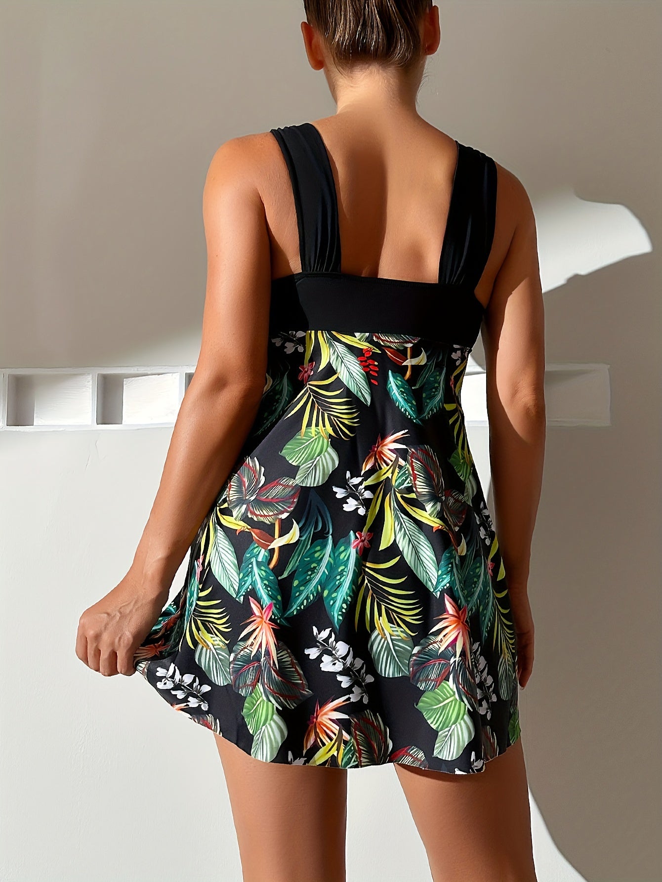 Tropical Print Tankini Set V Neck Boxer Shorts Swimsuit