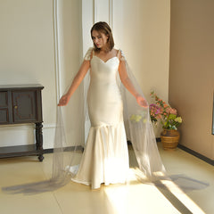 Lace Appliqu Bridal Veil with Pearls