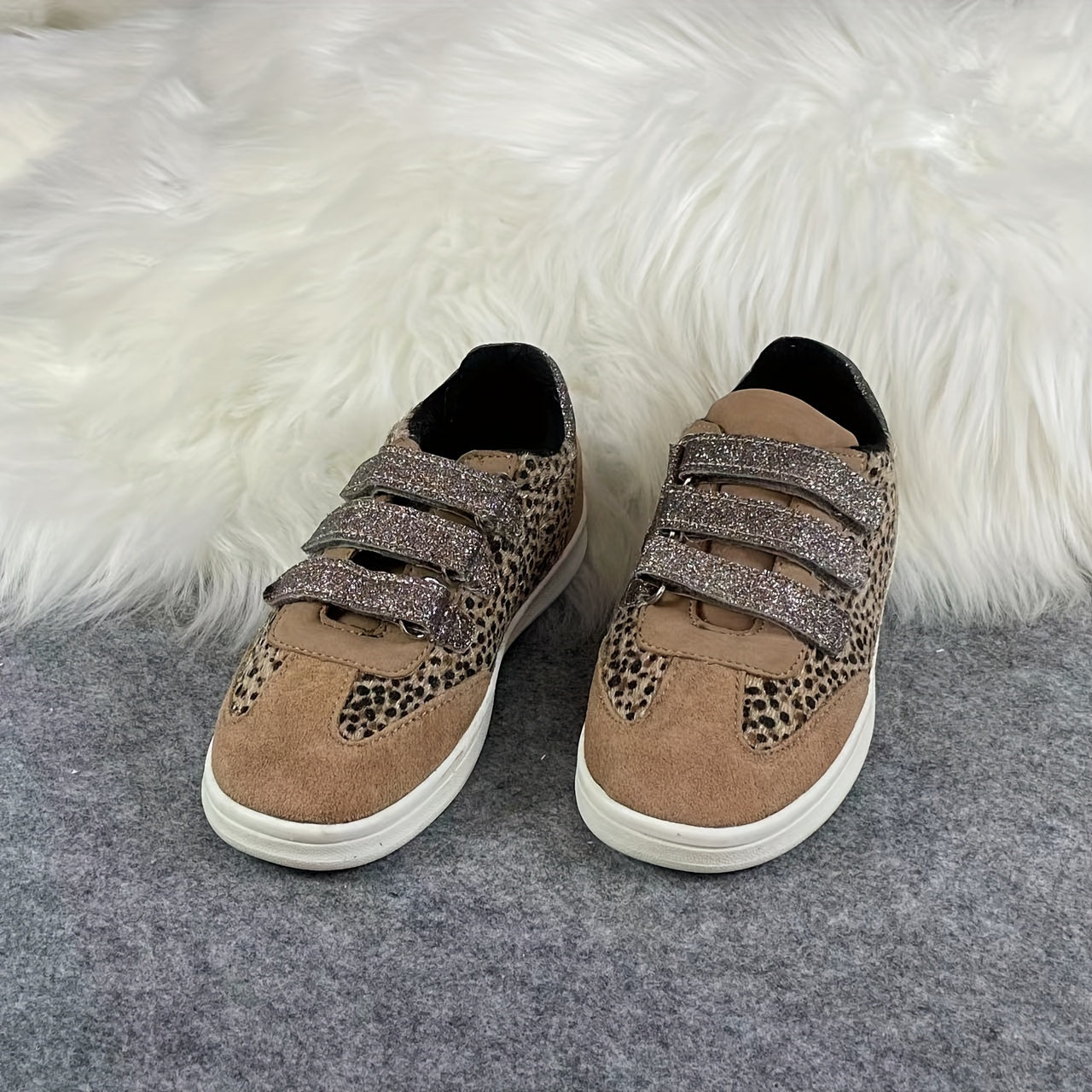 Girl's Leopard Skate Shoes Hook And Loop Fastener Sneakers