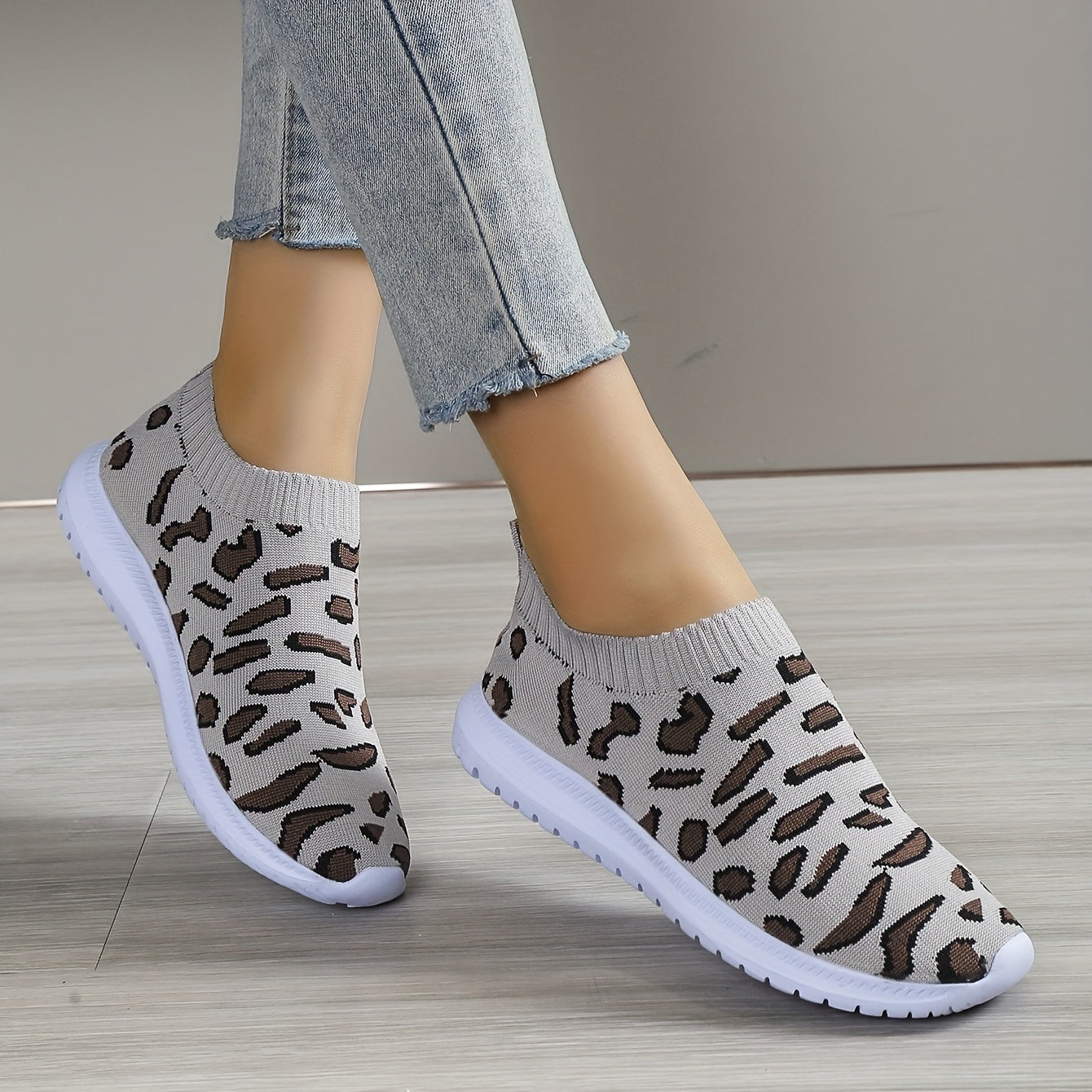 Women's Leopard Printed Sock Sneakers Low Top Slip On Walking Shoes