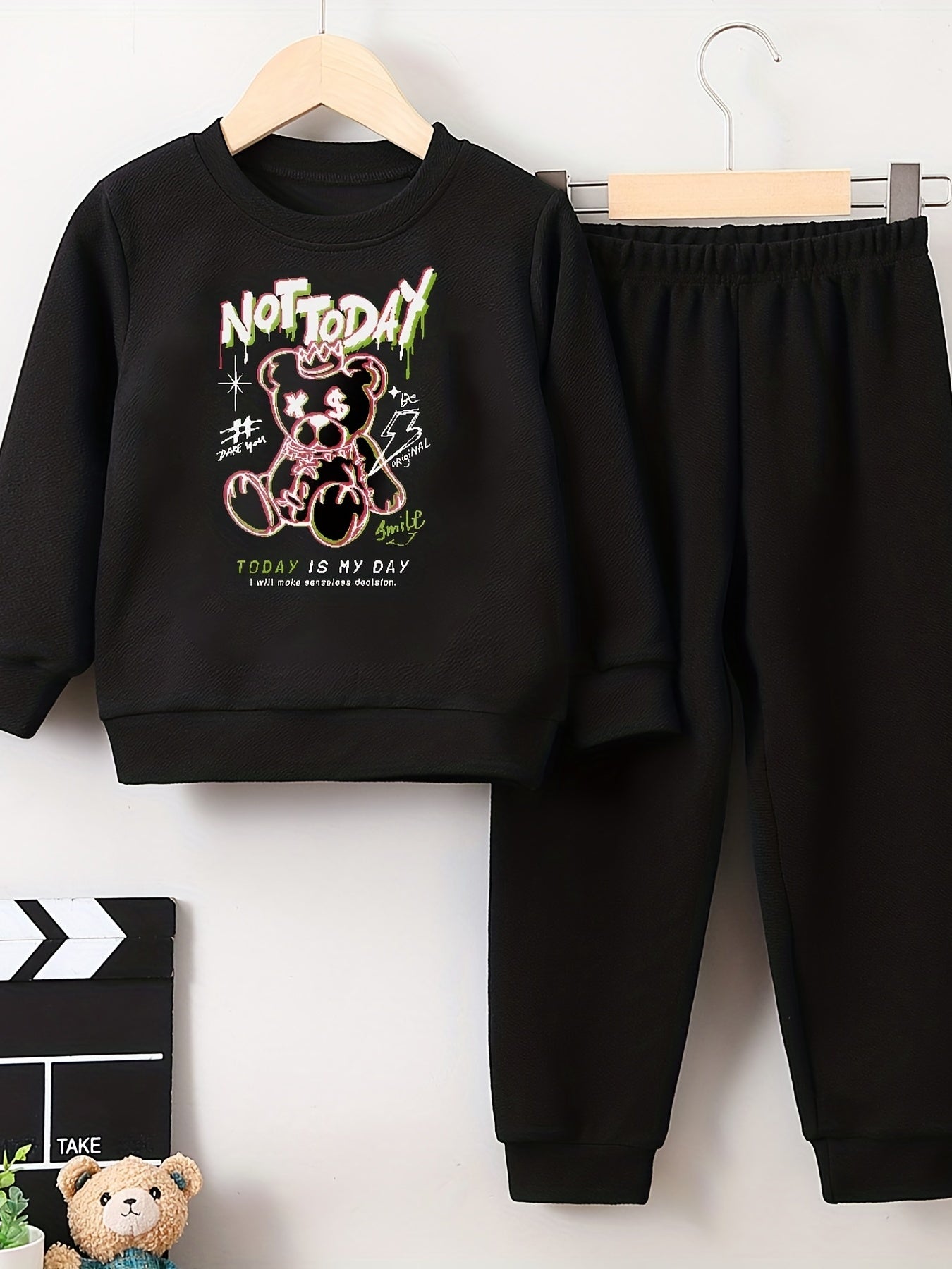 Kids Bear Print Pullover Top & Pants Set