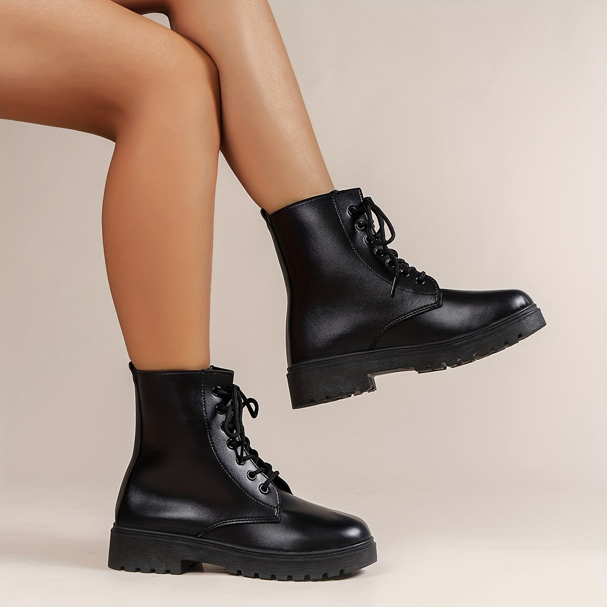 Women's Lace Up Platform Ankle Boots Round Toe Non slip Combat Shoes
