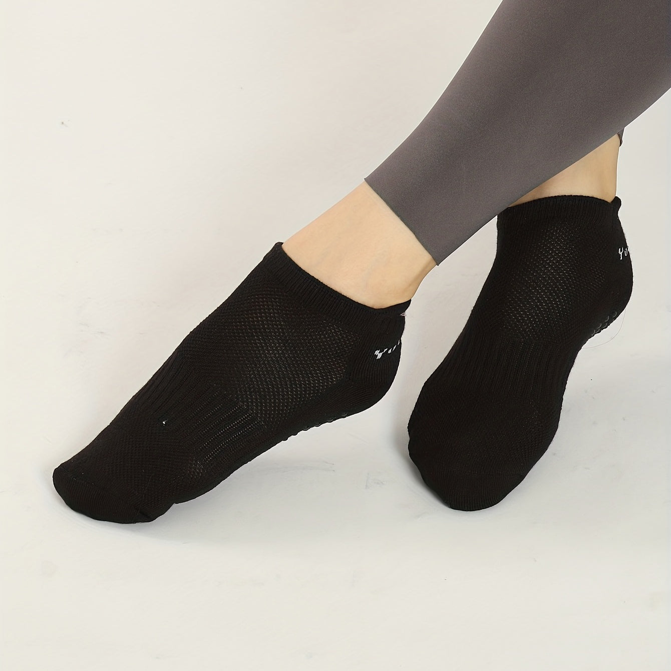 Breathable Anti Slip Sports Socks for Women