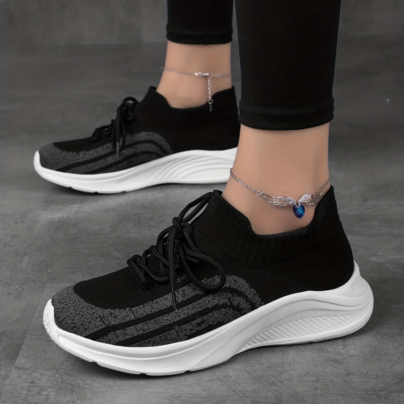 Women's Knitted Running Shoes Breathable Low Top Non Slip Casual Sneakers
