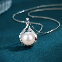 Women Pearl Pendant Necklace Charms Neck Jewelry