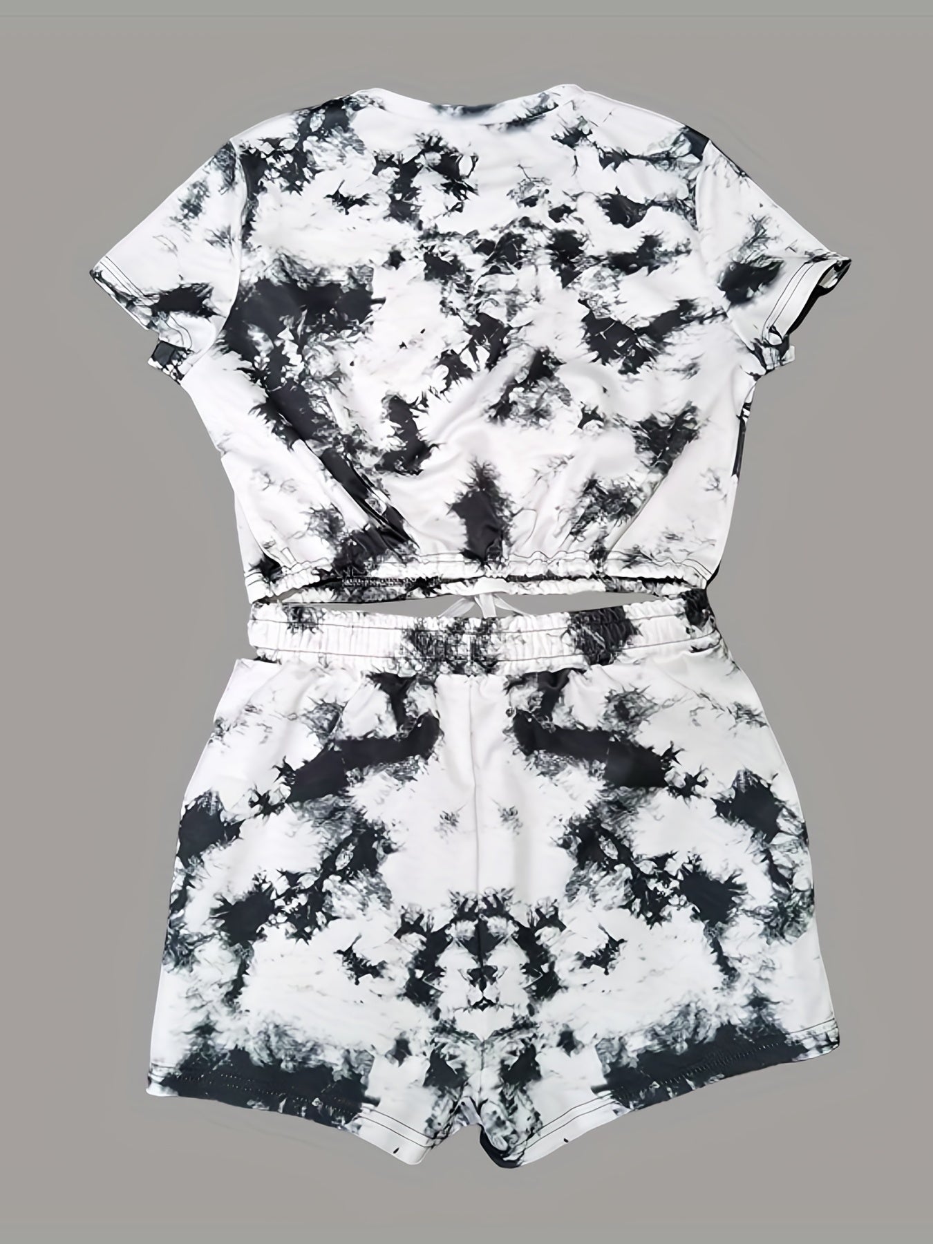 Bear Print 2pc Set Short Sleeve Tee & Shorts Outfit