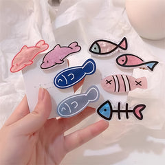 2pcs Acrylic Fish Shape Hair Clips Sweet Hair Accessories